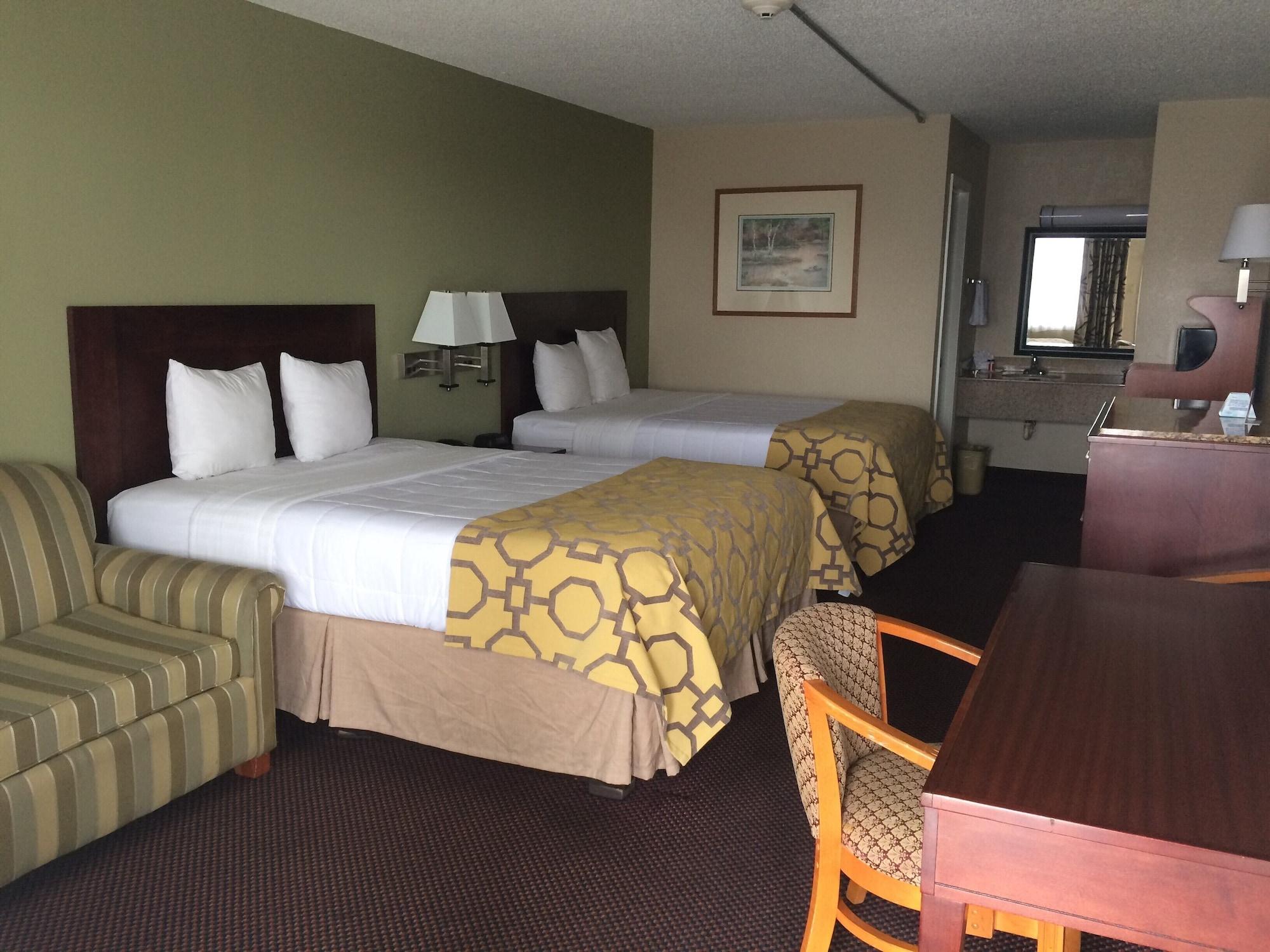 Hotel Baymont By Wyndham Terrell Esterno foto